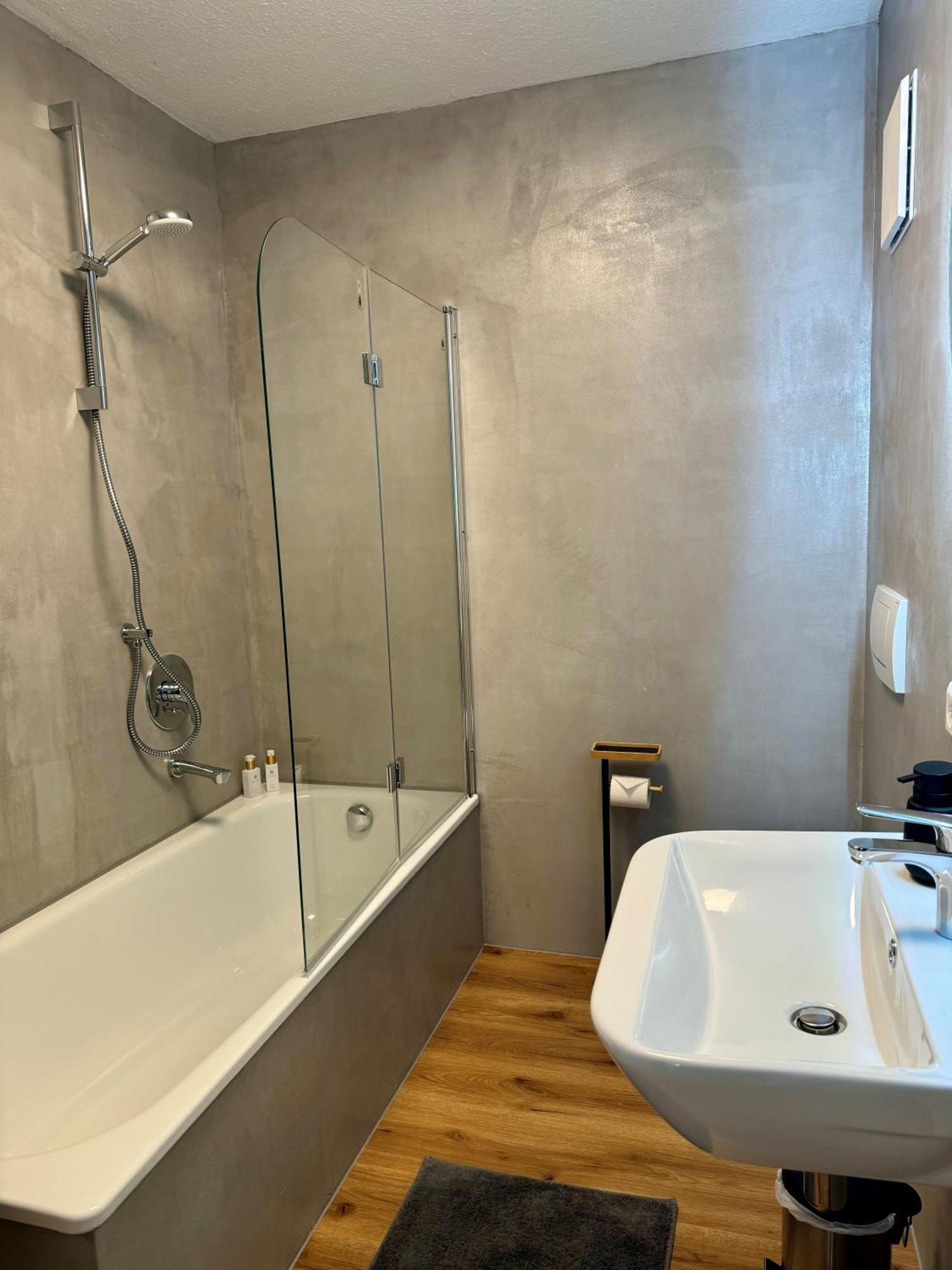 Traumhafte Wohnung Am Stadtbrunnen Der Altstadt Пфуллендорф Экстерьер фото